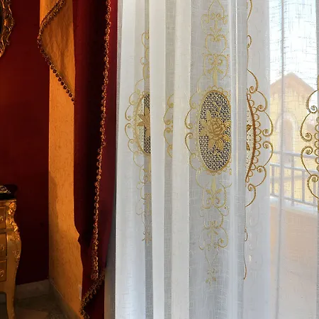 ベッド・アンド・ブレックファスト La Dolce - Luxury House 4*